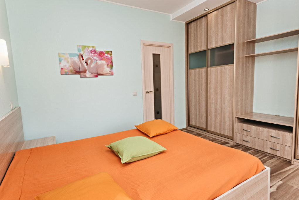 Отличная двухкомнатная квартира Люкс посуточно в Екатеринбурге